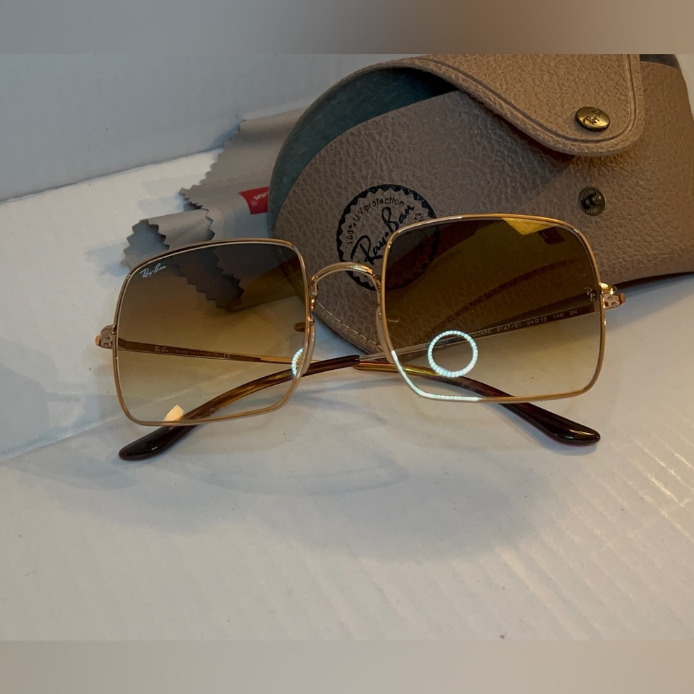 Gold frame, brown lens square Ray Bans